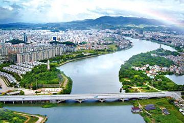 增江仙鲤跃春波,荔乡仙境焕新姿