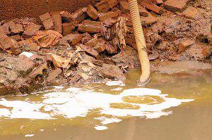 增城污染追踪:石滩镇田桥村工业园22家企业超规模运转