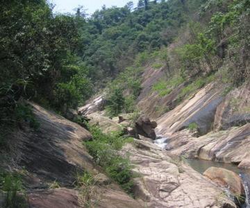 最适合溯溪的处女地:增城梳脑白江湖森林公园