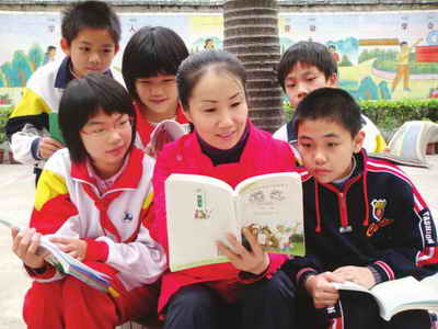 喜看桃李秀满园的增城新塘教师李毅兰