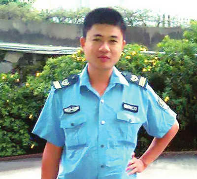 舍生取义浩气存的增城市新塘镇辅警黄锦江