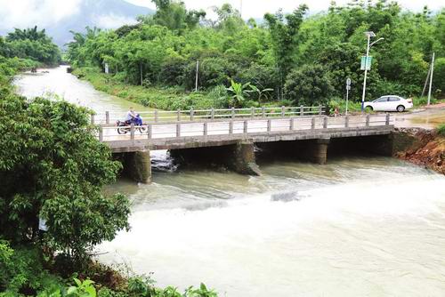 增城市派潭“5·23”水灾周年奠:生活生产秩序已恢复 防灾减灾能力有增强