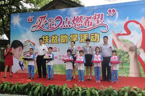 增城区实施12年免费教育和扶困助学 超过32万学生受惠 不因贫困而失学