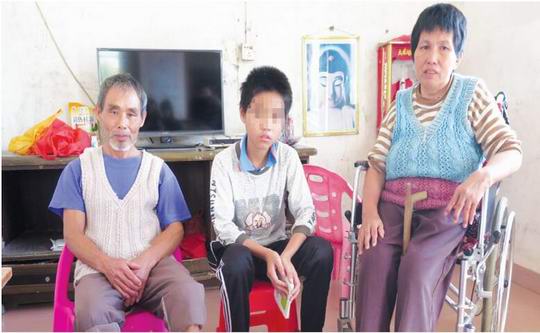 增城区中新镇12岁男孩钟仁善 因肠坏死穿孔手术7次 获村民捐1.4万元