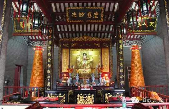 增城小楼为何仙姑 立庙奉祀造福一方 赐福延寿有仙桃 灵佑平安有古藤