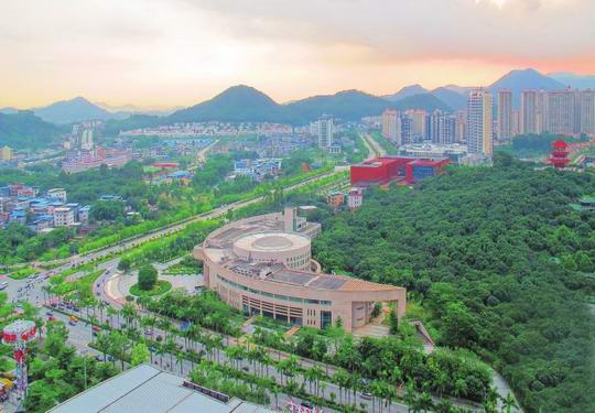 增城以“大环境”建设和“微环境”改造为抓手 扎实推进新型城镇化建设
