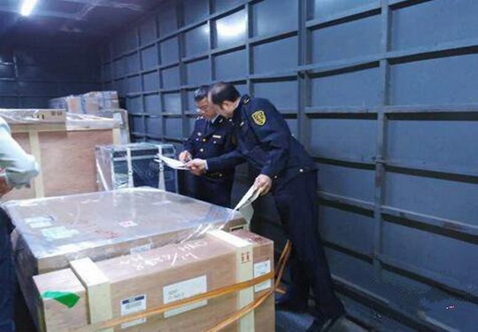 富士康拟投610亿快马加鞭进广州 增城全力保障项目首批设备顺利入境