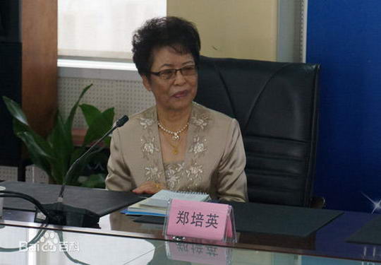 增城区荔城街的粤剧著名演员郑培英 为粤剧传承与发展贡献毕生精力