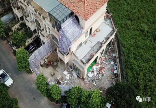 增城区新塘镇翡翠绿洲别墅的两处违建终将拆除 惜新违法改建和扩建春风吹又生