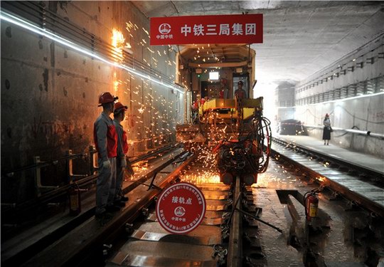 年底建成开通:广州地铁21号线全线轨道贯通 从增城区可以直达天河区员村