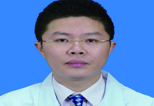 增城区石滩镇眼耳鼻喉科医师罗焕然 帮助超过两千名白内障患者重见光明