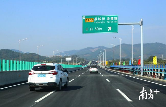 广汕路北绕线的增城区光辉大桥正式通车 促进增江两岸紧密联系 便利交通出行