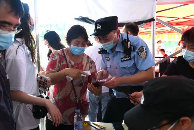 增城医疗力量全力支援广州荔湾疫情防控一线 筑牢基层疫情防控的严密防线
