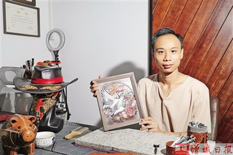 广州市增城区皮雕制作技艺传人黄剑杰 工匠精神创造出古典之美和文化韵味